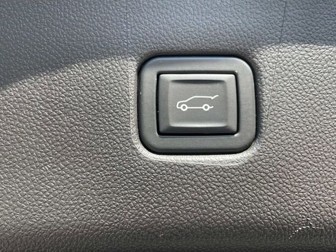 Used 2024 Chevrolet Blazer LT w/ Convenience Package image 12