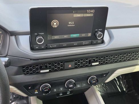 Used 2023 Honda Accord EX image 8