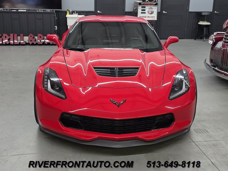 Used 2015 Chevrolet Corvette Z06 w/ 3LZ Preferred Equipment Group RWD image 10
