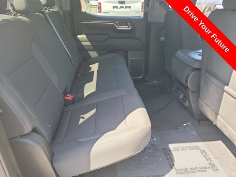 Used 2025 Chevrolet Silverado 1500 LT RWD image 21