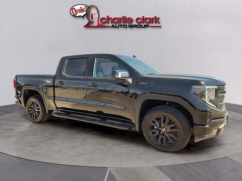 New 2026 GMC Sierra 1500 Elevation image 3
