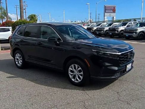 Used 2025 Honda CR-V LX image 2