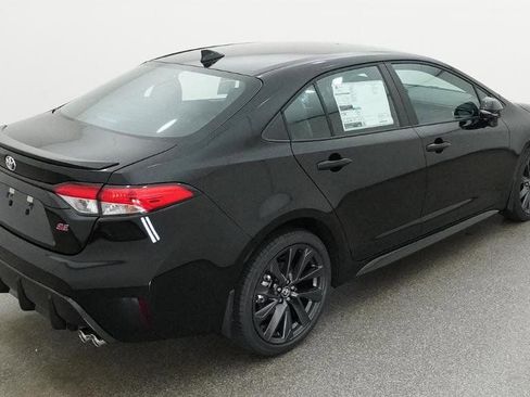 New 2026 Toyota Corolla SE FWD image 4