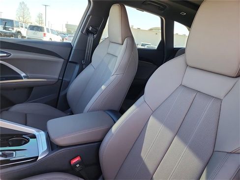 New 2025 Audi Q5 Premium Plus image 23