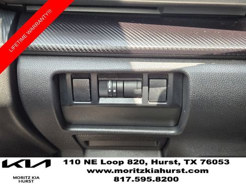 Used 2025 Subaru Crosstrek 2.5i Premium w/ Crosstrek Mirror Package AWD/4WD image 24