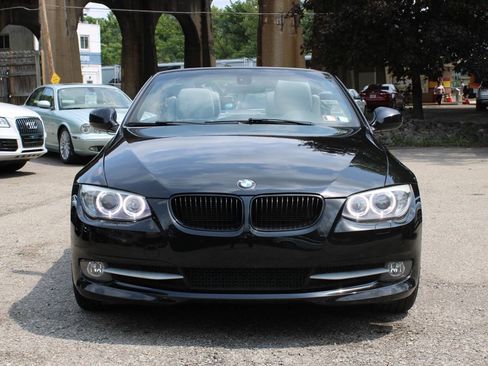 Used 2013 BMW 335i Convertible RWD image 2