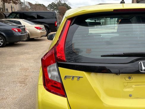 Used 2015 Honda Fit LX image 11