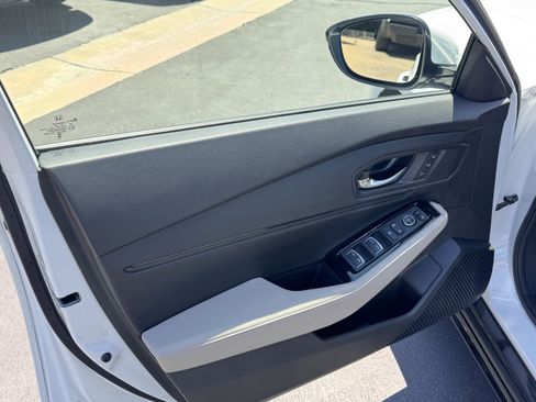 Used 2024 Honda Accord Touring image 13