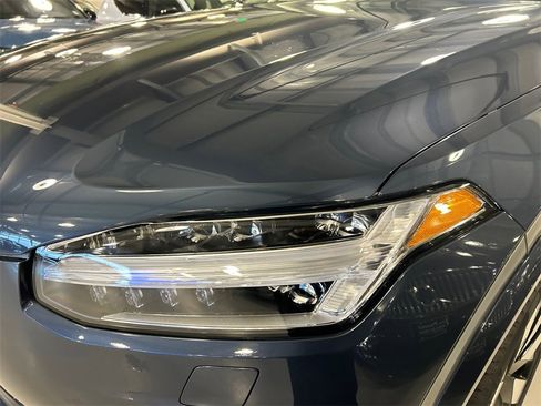 Certified 2023 Volvo XC90 T8 Ultimate image 7