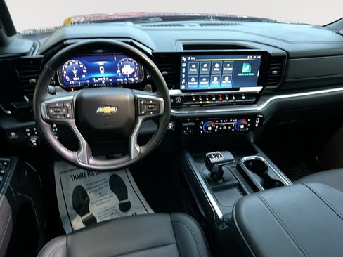 Used 2023 Chevrolet Silverado 1500 LTZ AWD/4WD image 24