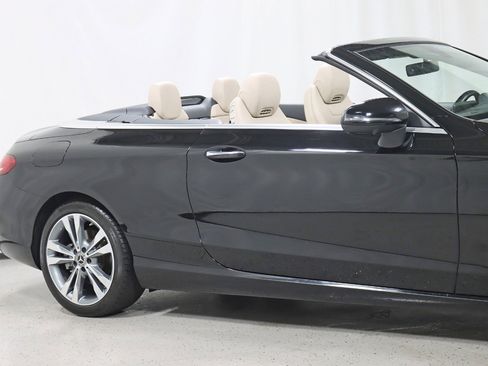 Used 2019 Mercedes-Benz C 300 4MATIC Cabriolet w/ Multimedia Package image 4