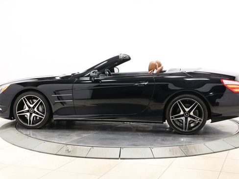 Used 2014 Mercedes-Benz SL 550 image 8