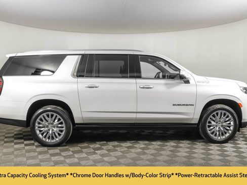 Used 2024 Chevrolet Suburban High Country image 19