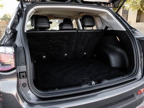 Used 2022 Jeep Compass Limited image 64