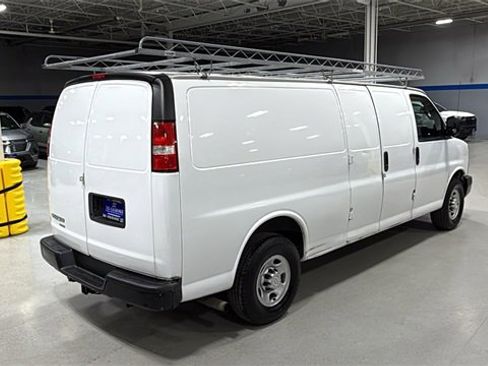 Used 2016 Chevrolet Express 2500 Work Van image 5