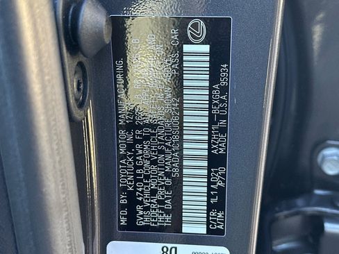 Certified 2025 Lexus ES 300h w/ Premium Package image 39