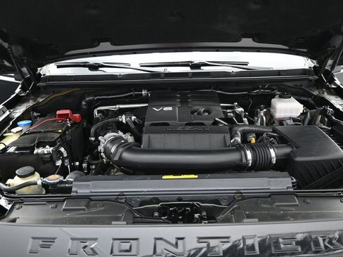 Used 2023 Nissan Frontier SV w/ SV Convenience Package AWD/4WD image 5