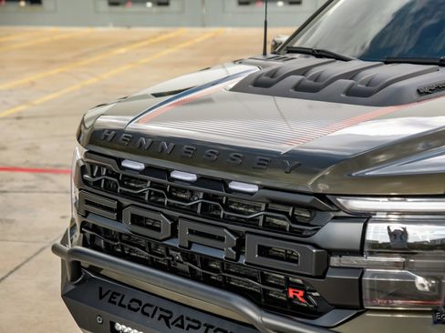 Used 2025 Ford F150 Raptor w/ Equipment Group 803A Raptor R AWD/4WD image 29