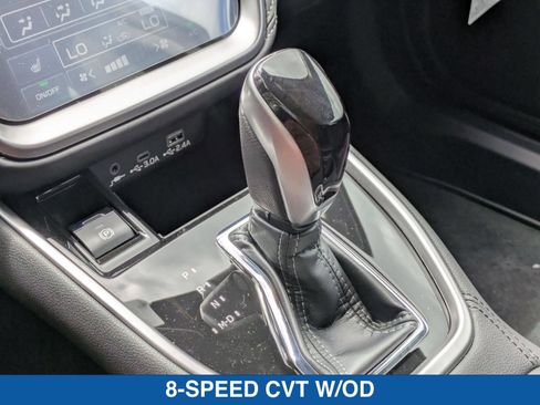 Certified 2025 Subaru Outback Premium AWD/4WD image 15