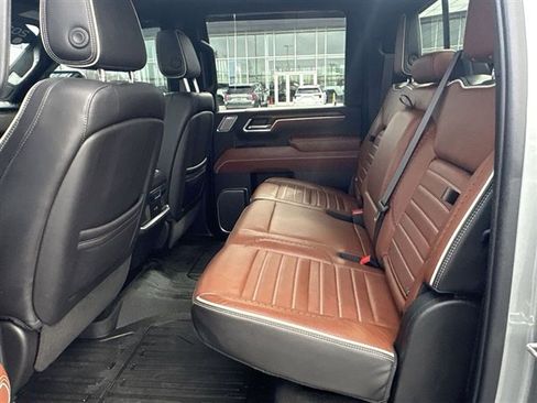 Used 2024 GMC Sierra 2500 Denali Ultimate w/ Snow Plow Prep/Camper Package image 25