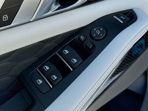 New 2026 BMW X5 M Competition w/ Executive Package image 25