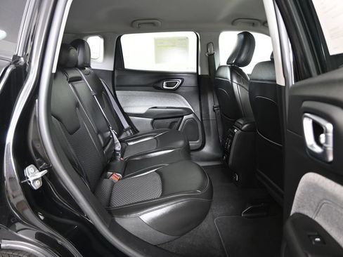 Used 2022 Jeep Compass Latitude AWD/4WD image 15