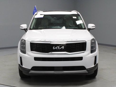 Used 2022 Kia Telluride EX w/ EX Premium Package image 7