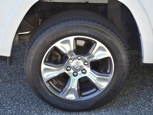 Used 2022 RAM 1500 Laramie w/ Sport Appearance Package image 11