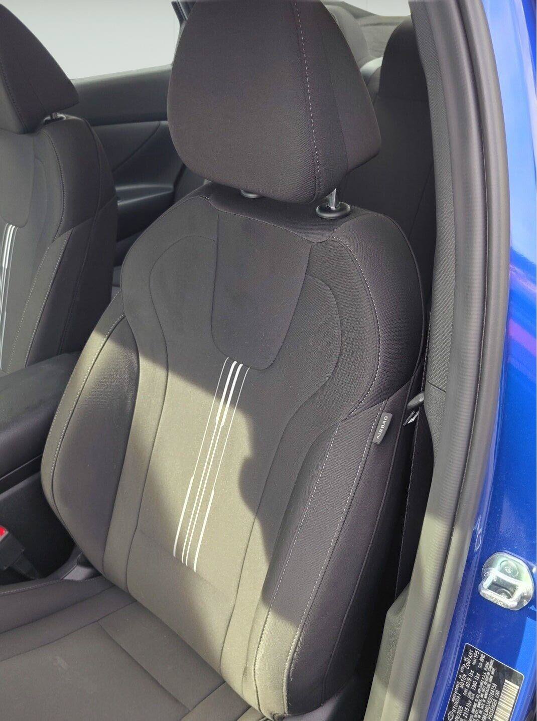 Used 2025 Hyundai Elantra SEL FWD image 7