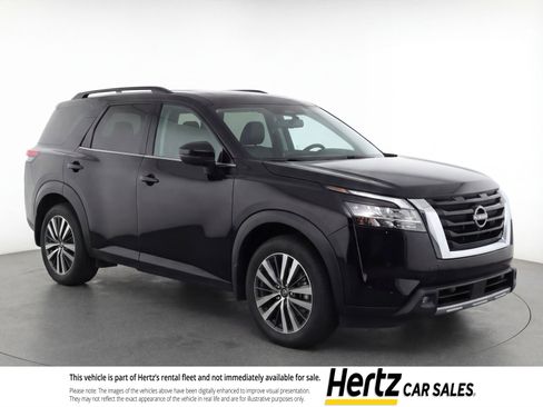 Used 2024 Nissan Kicks SV FWD image 1