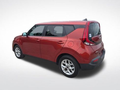 Used 2022 Kia Soul LX w/ Technology Package FWD image 6