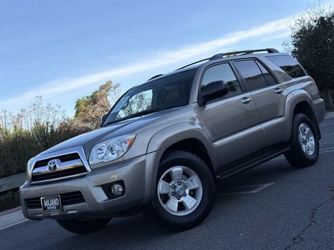 Used 2008 Toyota 4Runner SR5 image 26