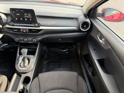 Used 2021 Kia Forte LXS FWD image 22