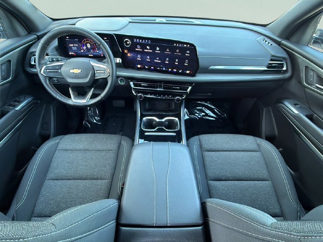 Used 2024 Chevrolet Traverse LT FWD image 32