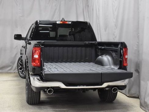 Used 2025 RAM 1500 Laramie image 10