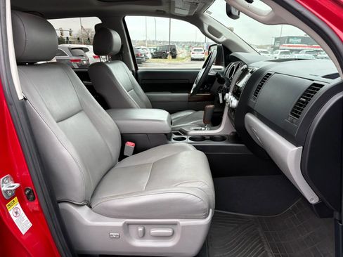 Used 2012 Toyota Tundra Limited w/ Memory Pkg image 14