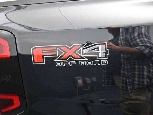 New 2025 Ford Ranger XLT w/ FX4 Off-Road Package image 17