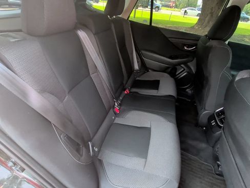 Used 2023 Subaru Outback Premium AWD/4WD image 21