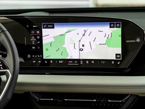 New 2025 Audi Q6 e-tron Premium Plus AWD/4WD image 17