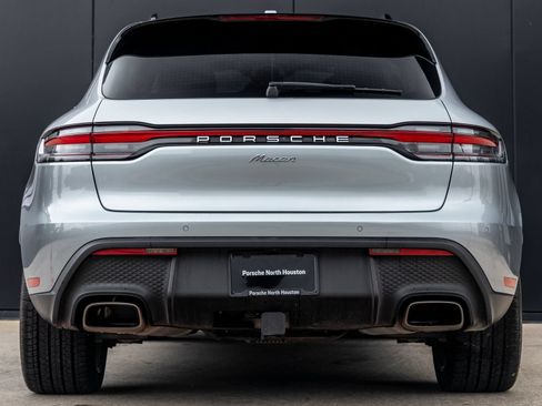 Certified 2024 Porsche Macan AWD/4WD image 10