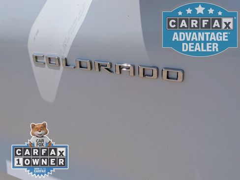 Used 2024 Chevrolet Colorado Z71 w/ Z71 Convenience Package 2 AWD/4WD image 32