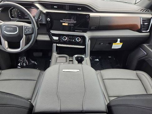 New 2026 GMC Sierra 2500 Denali AWD/4WD image 12