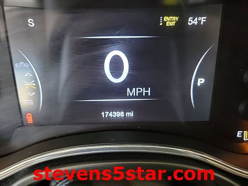 Used 2019 Jeep Grand Cherokee Trailhawk image 19