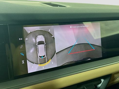 Certified 2026 Porsche Cayenne AWD/4WD image 16