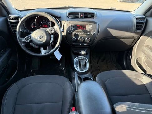 Used 2014 Kia Soul FWD image 15