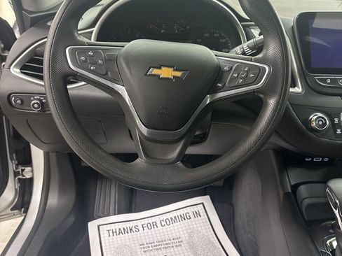 Used 2022 Chevrolet Malibu LS image 11