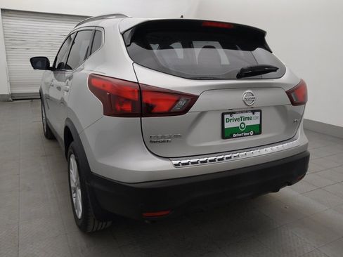 Used 2019 Nissan Rogue Sport SV w/ Technology Package FWD image 5