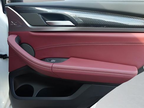 Used 2020 BMW X4 M40i w/ Executive Package image 32