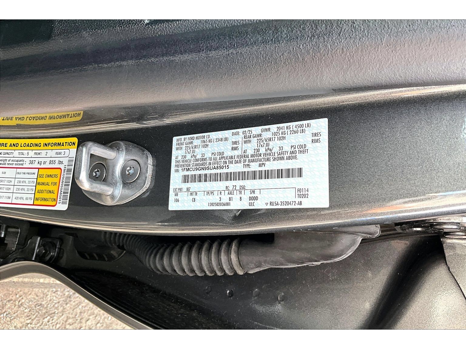 Used 2025 Ford Escape Active AWD/4WD image 30