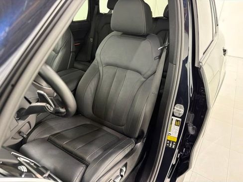 Used 2022 BMW X5 xDrive40i w/ M Sport Package AWD/4WD image 13